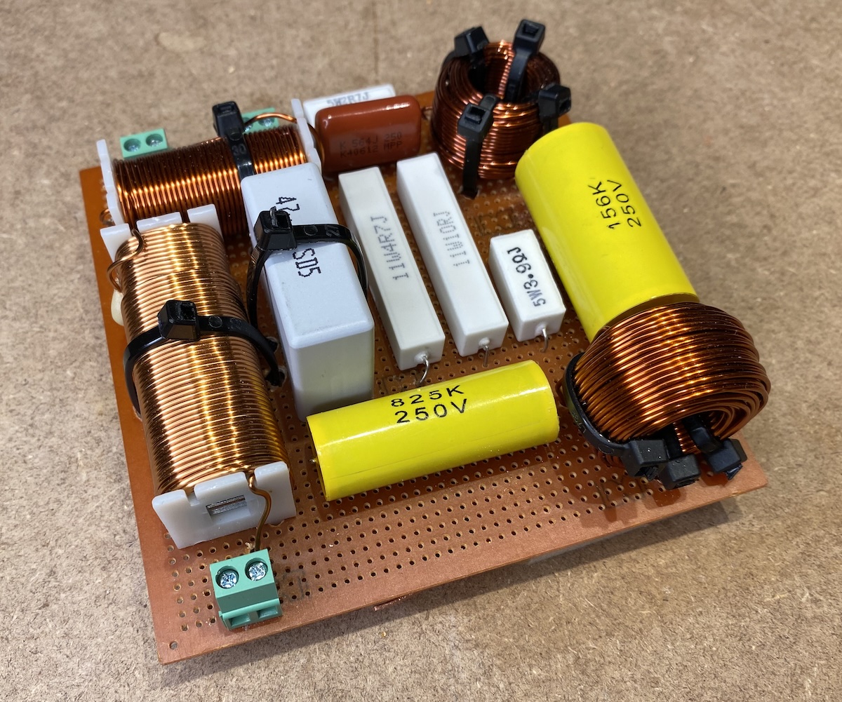 Crossover board close-up view. The 2.5 mH air core inductor isn't pictured.